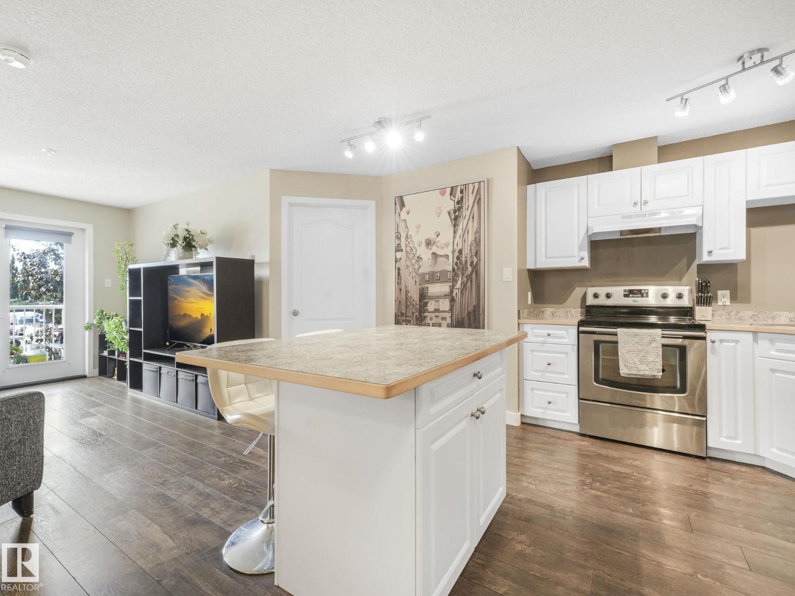 Photo 29 of 204 5340 199 St Nw, Edmonton AB
