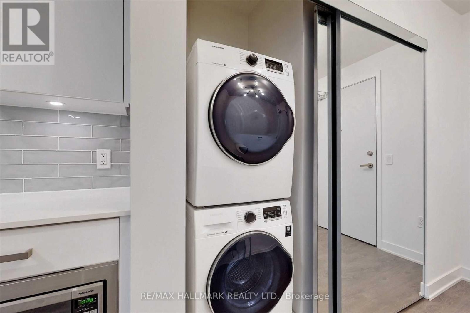 Photo 15 of 205 195 Redpath Avenue, Toronto ON