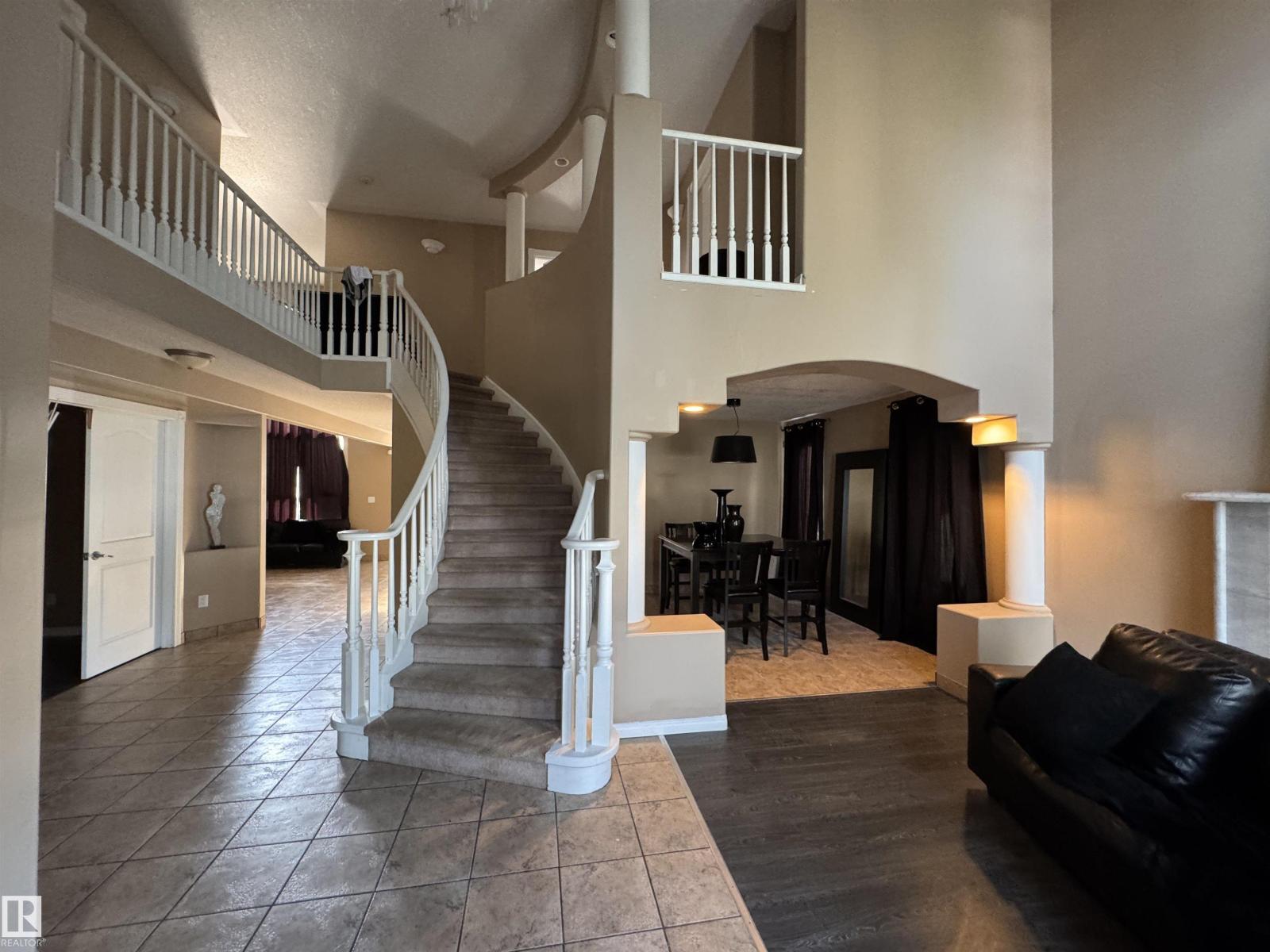 Photo 14 of 17812 103 St Nw, Edmonton AB