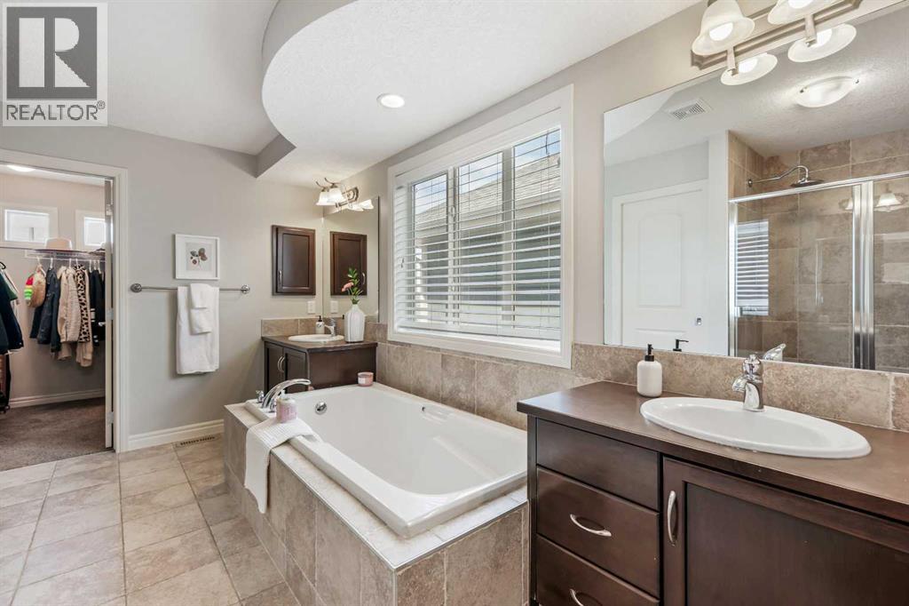 Photo 7 of 383 Mahogany Terrace Se, Calgary AB