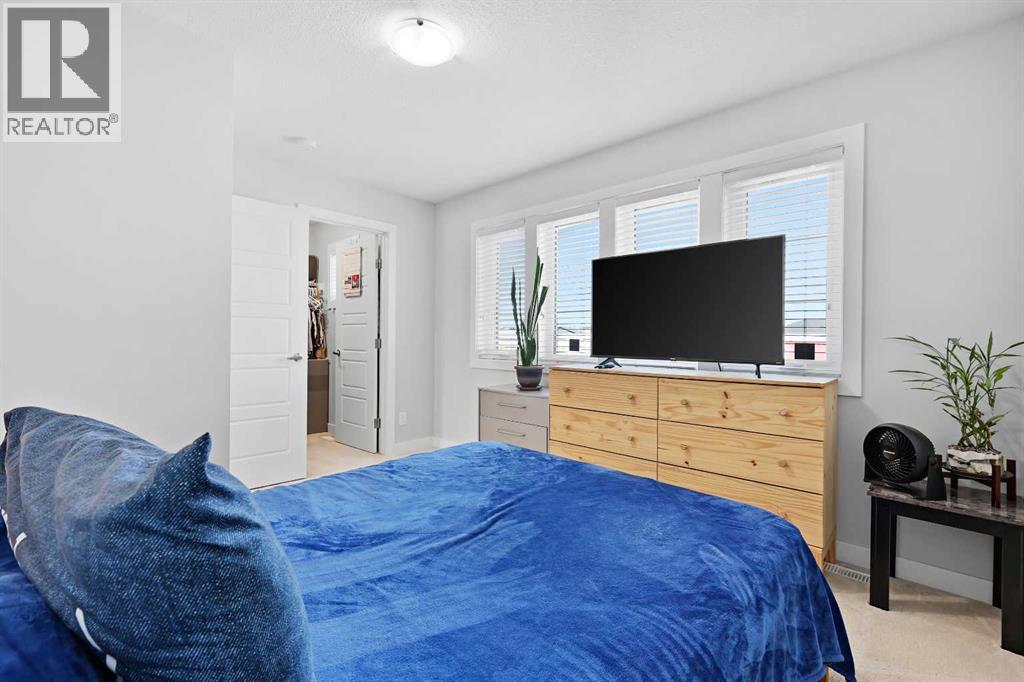Single Family House for Sale in  Redstone Drive NE Redstone Calgary 