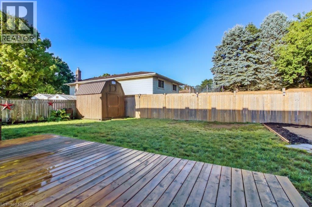 Photo 16 of 124 Oak Street, Simcoe ON