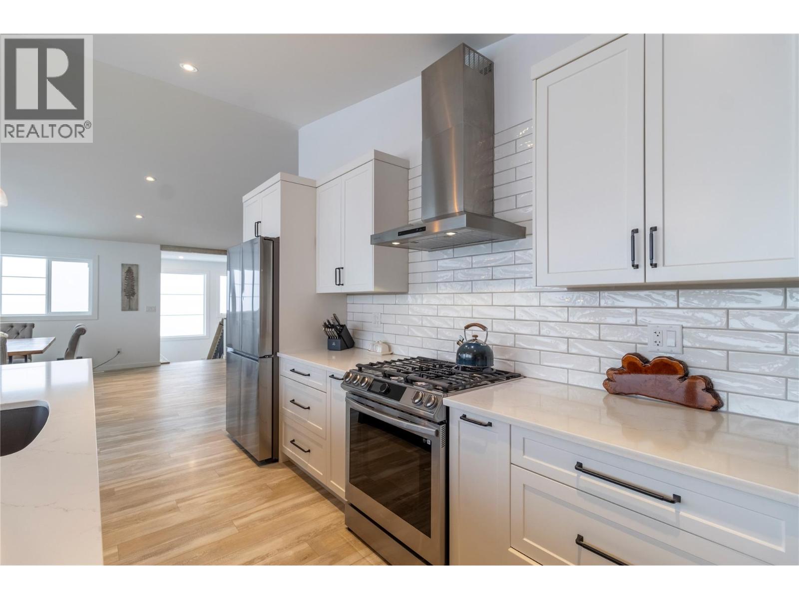 2521 Panoramic Way, Blind Bay