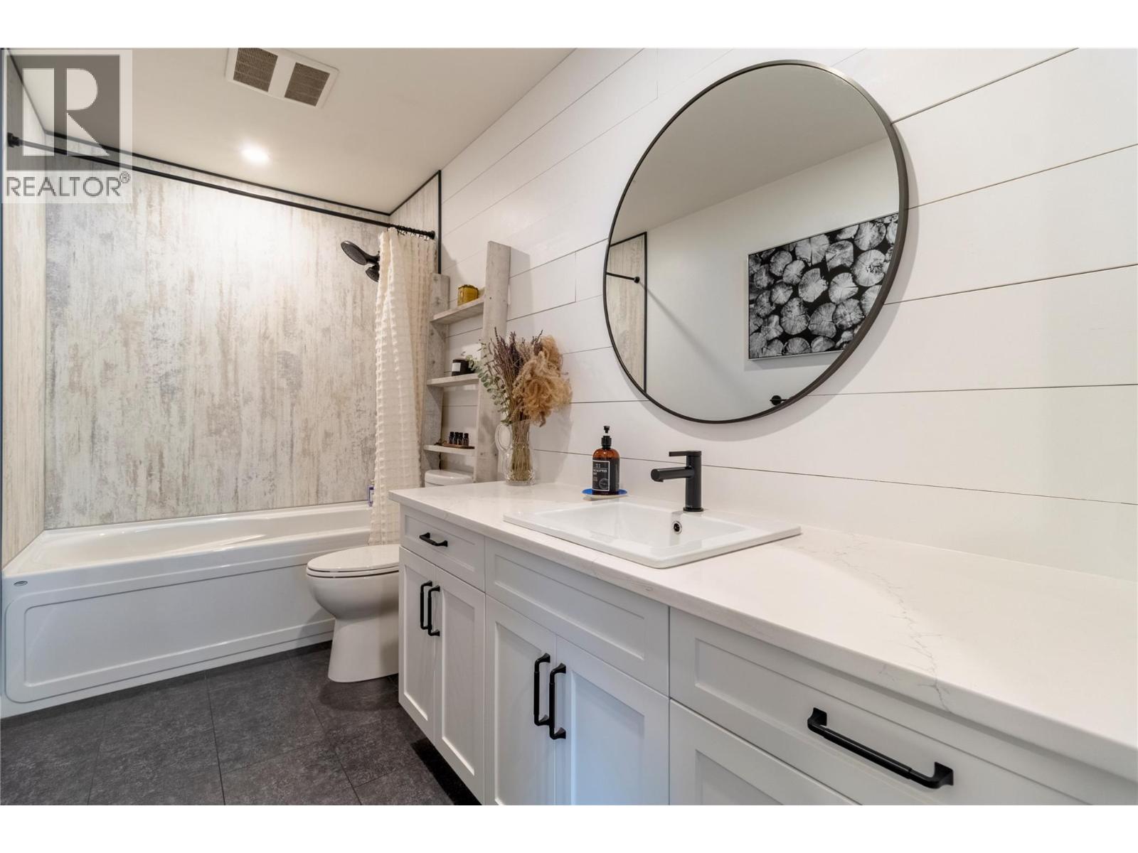 2521 Panoramic Way, Blind Bay