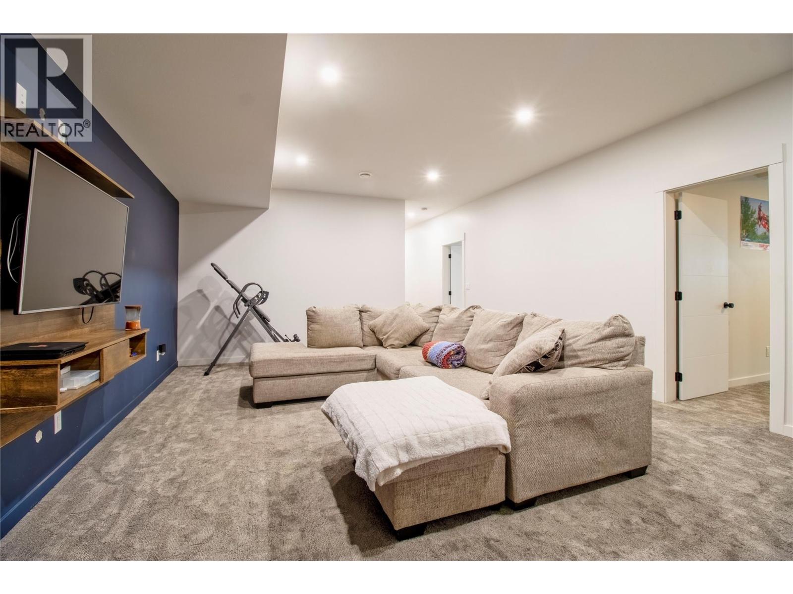 2521 Panoramic Way, Blind Bay