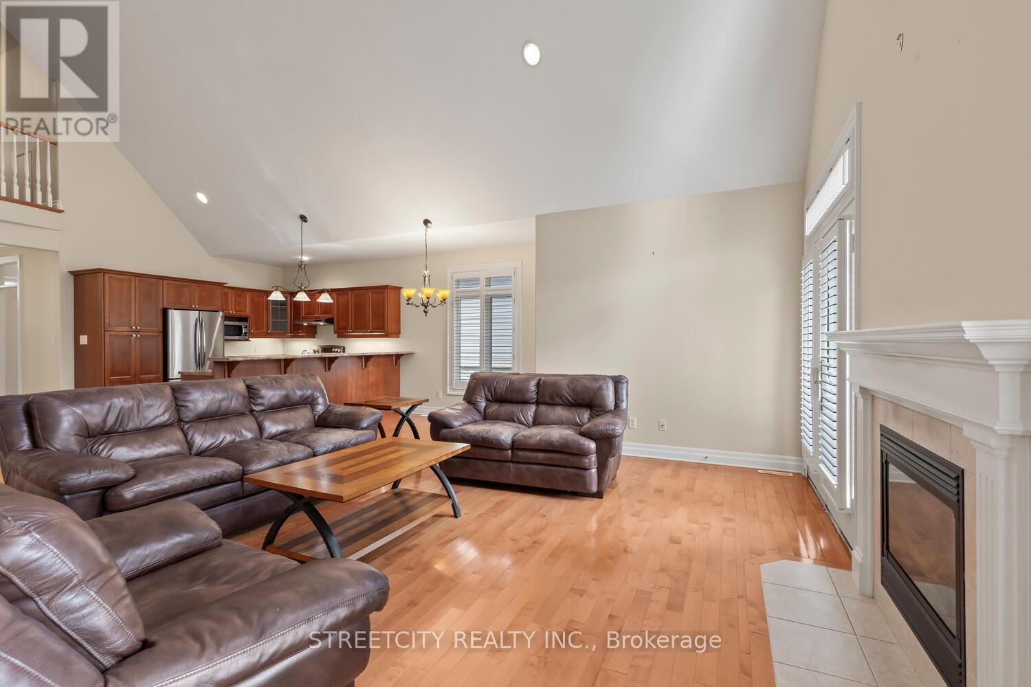 Photo 45 of 25 124 North Centre Road, London North ON