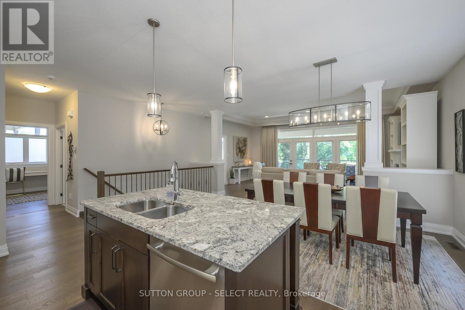Photo 10 of 31 2290 Torrey Pines Way, London North ON