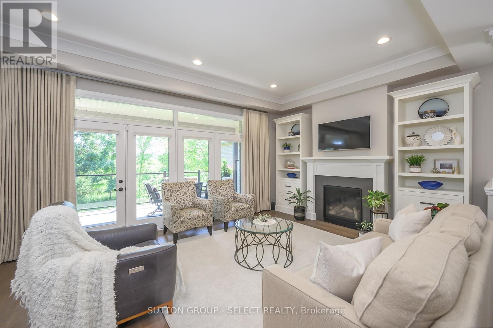 Photo 13 of 31 2290 Torrey Pines Way, London North ON