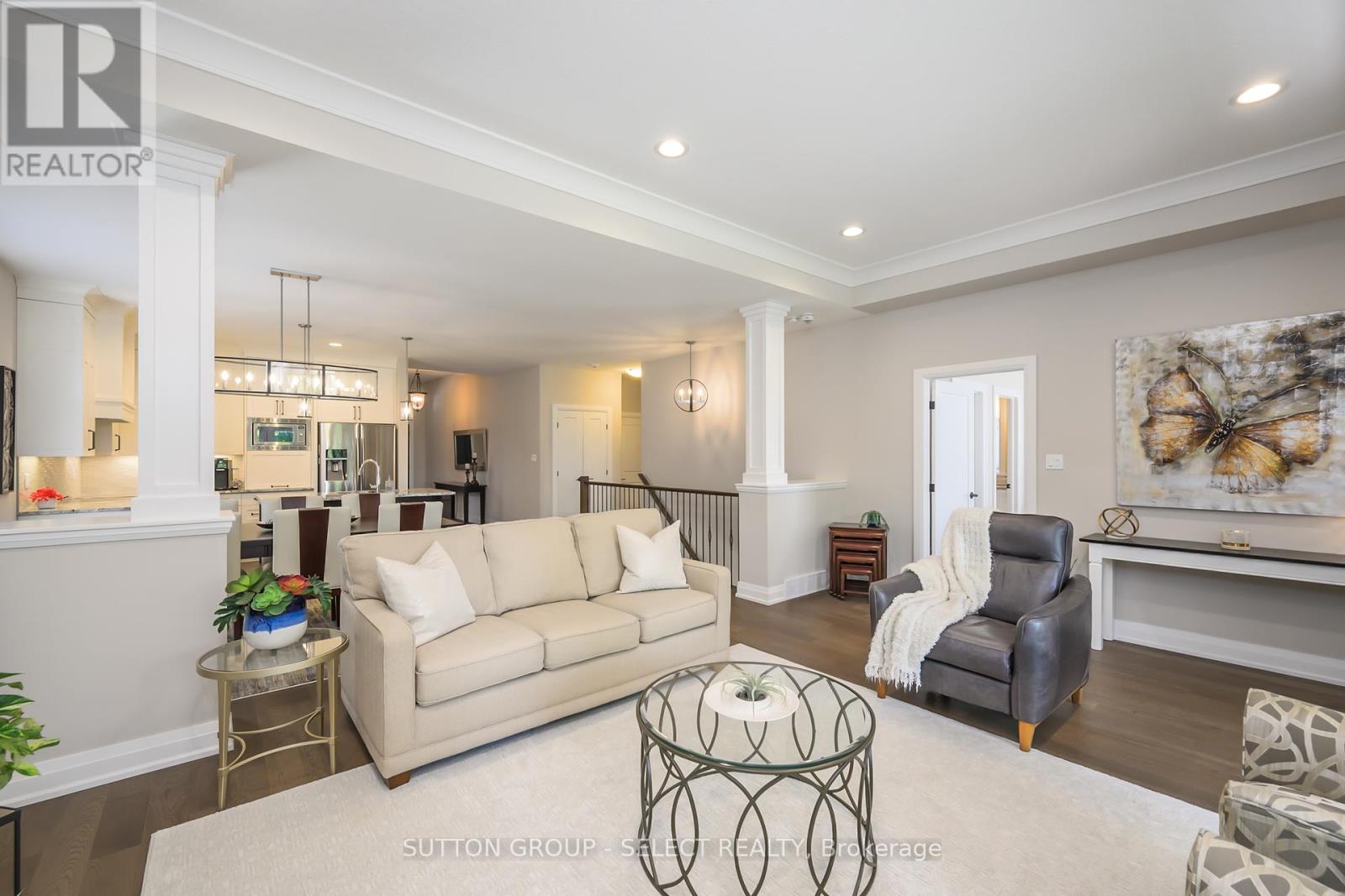 Photo 15 of 31 2290 Torrey Pines Way, London North ON