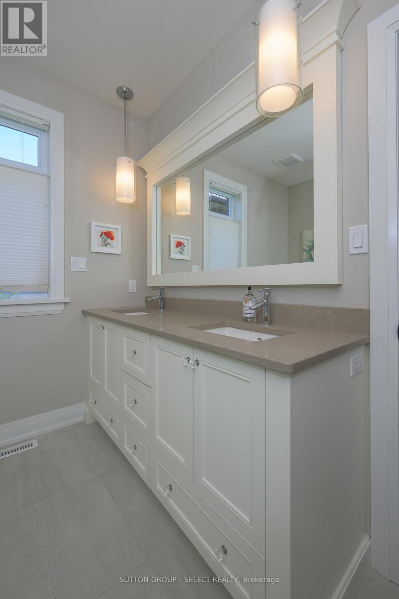 Photo 19 of 31 2290 Torrey Pines Way, London North ON