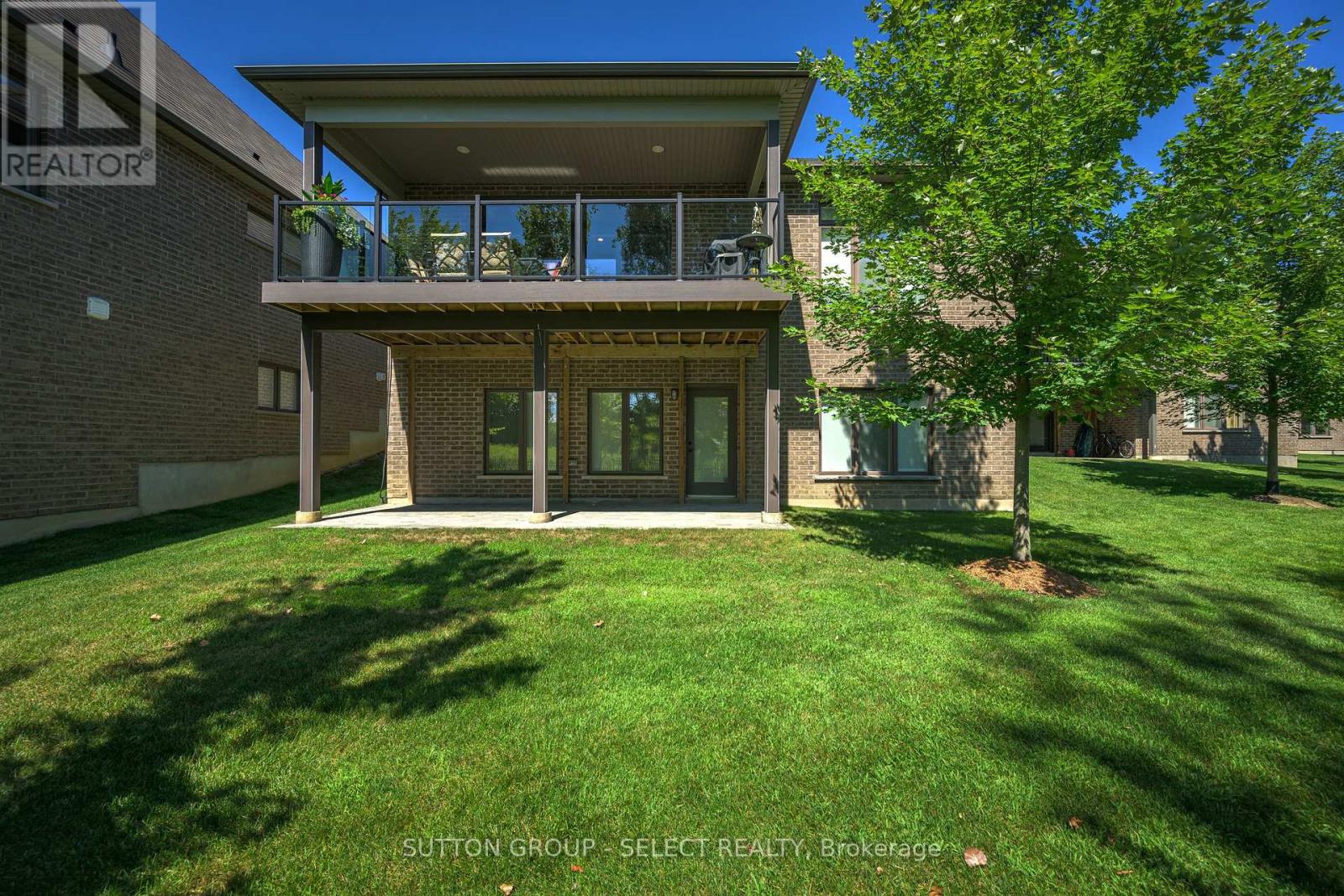 Photo 2 of 31 2290 Torrey Pines Way, London North ON