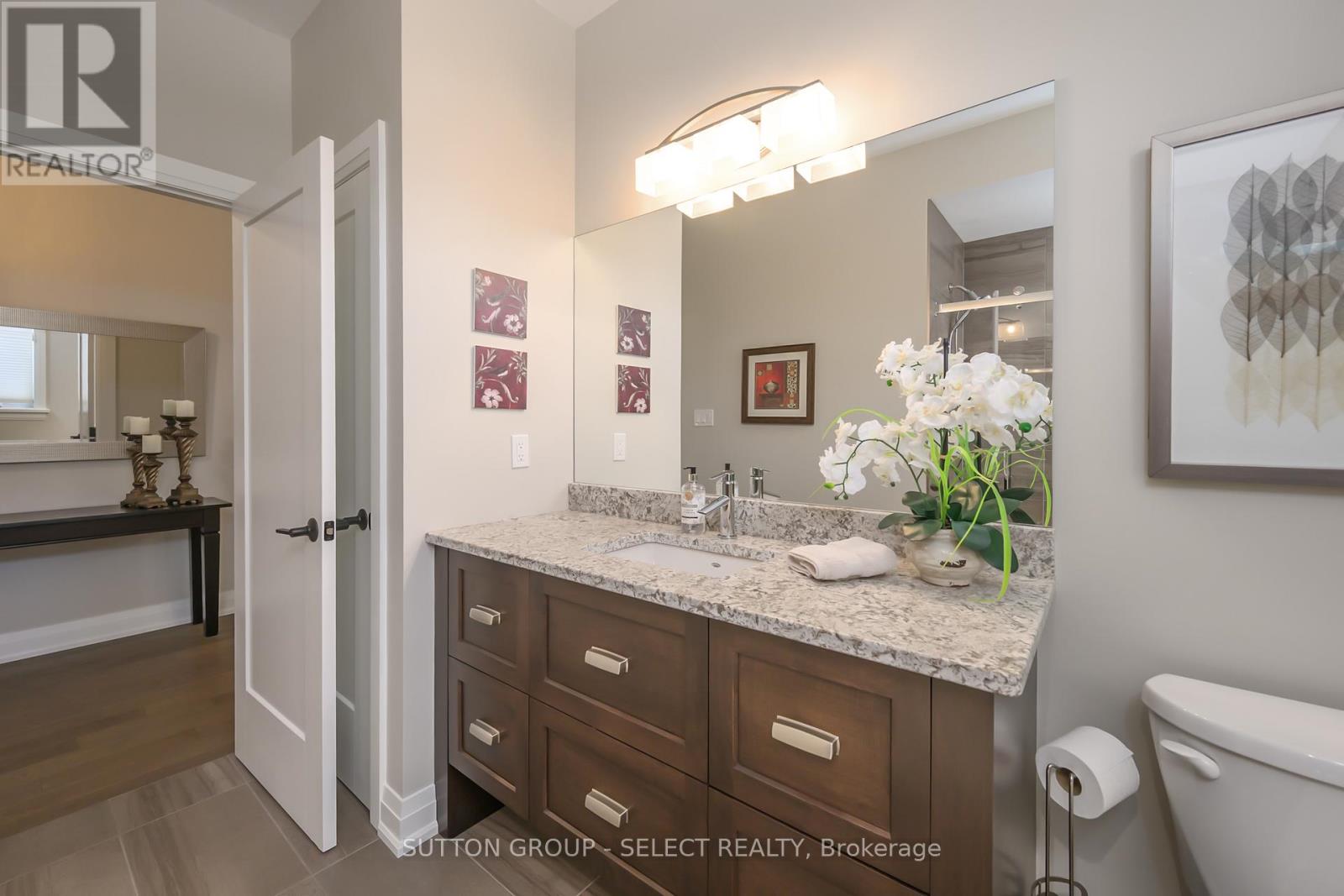 Photo 22 of 31 2290 Torrey Pines Way, London North ON