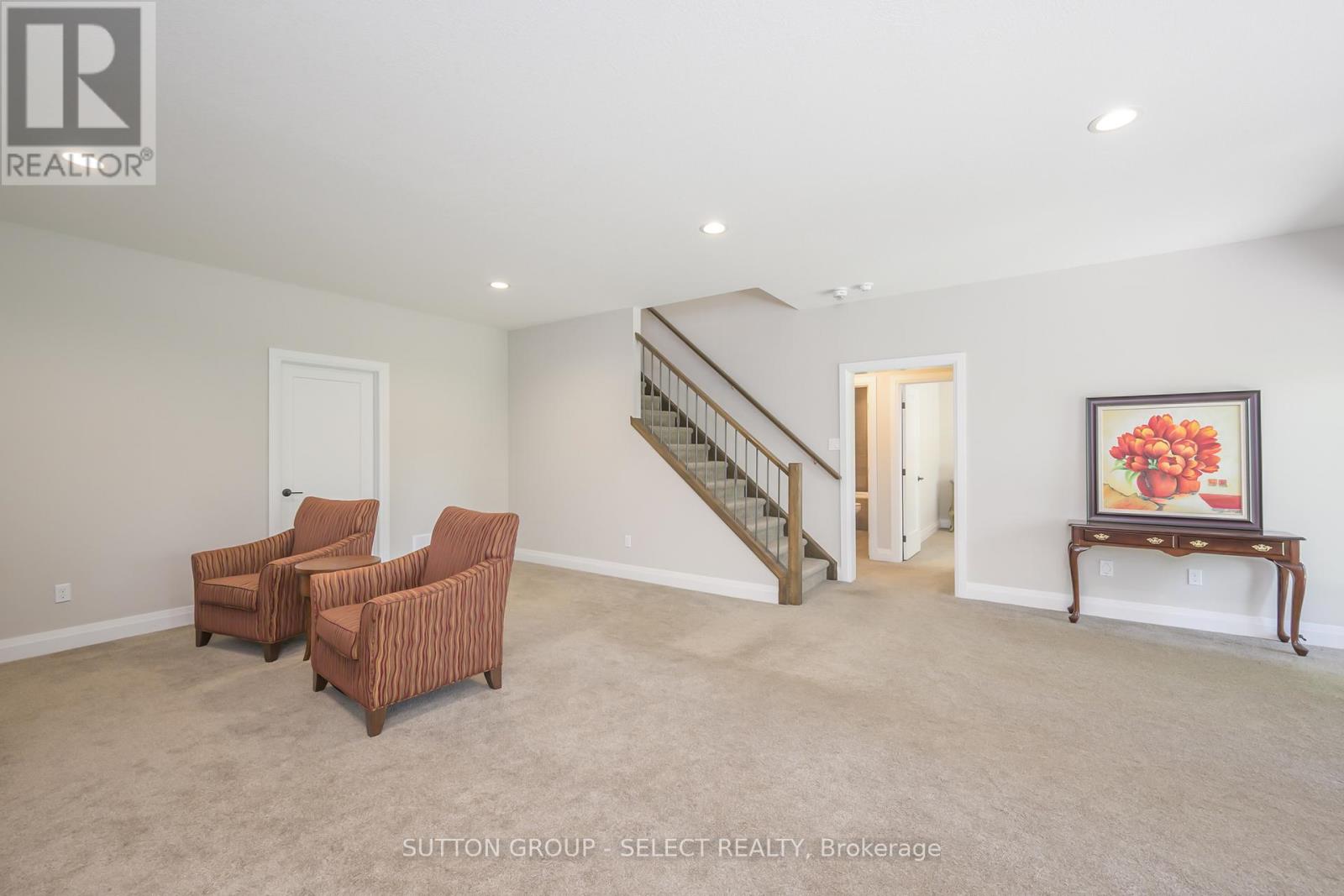 Photo 28 of 31 2290 Torrey Pines Way, London North ON