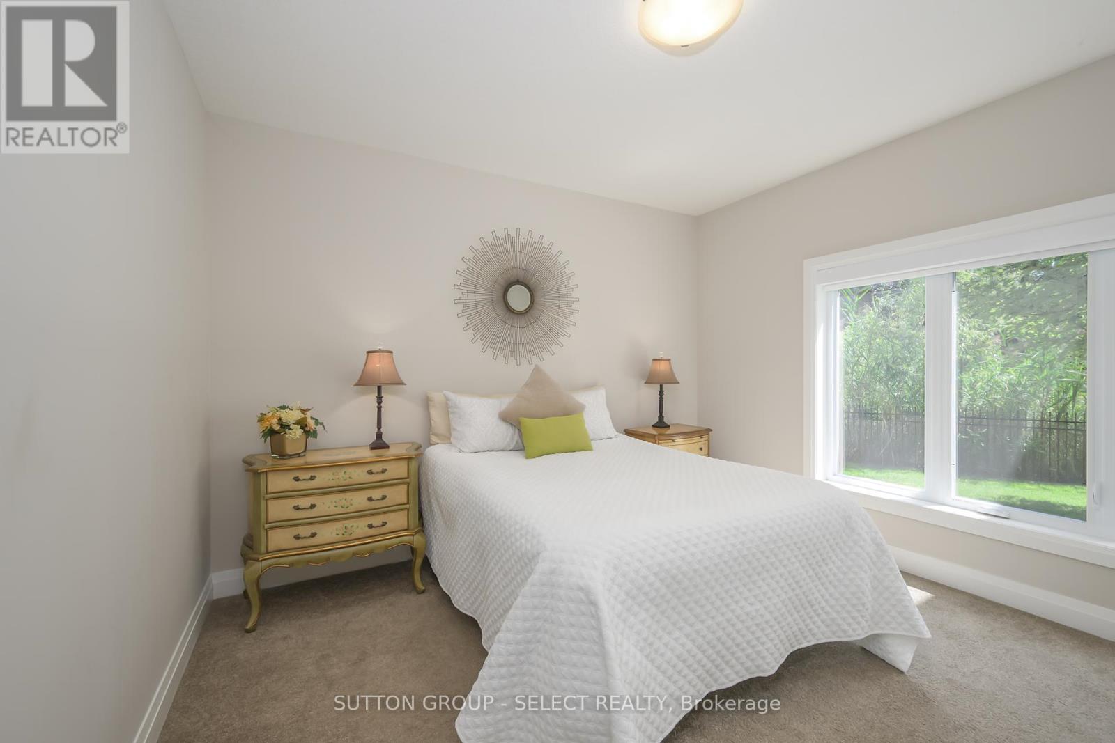Photo 29 of 31 2290 Torrey Pines Way, London North ON