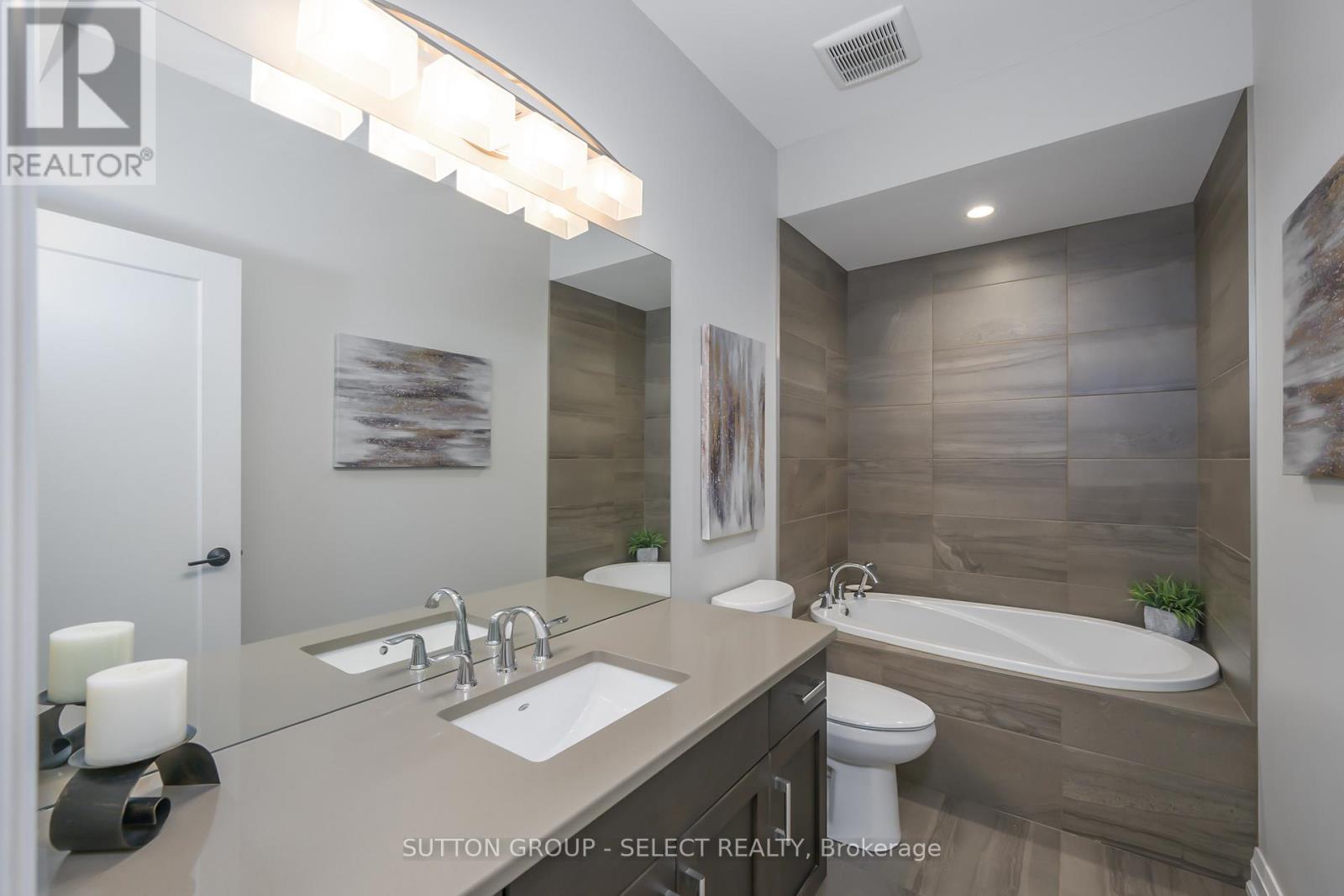 Photo 30 of 31 2290 Torrey Pines Way, London North ON