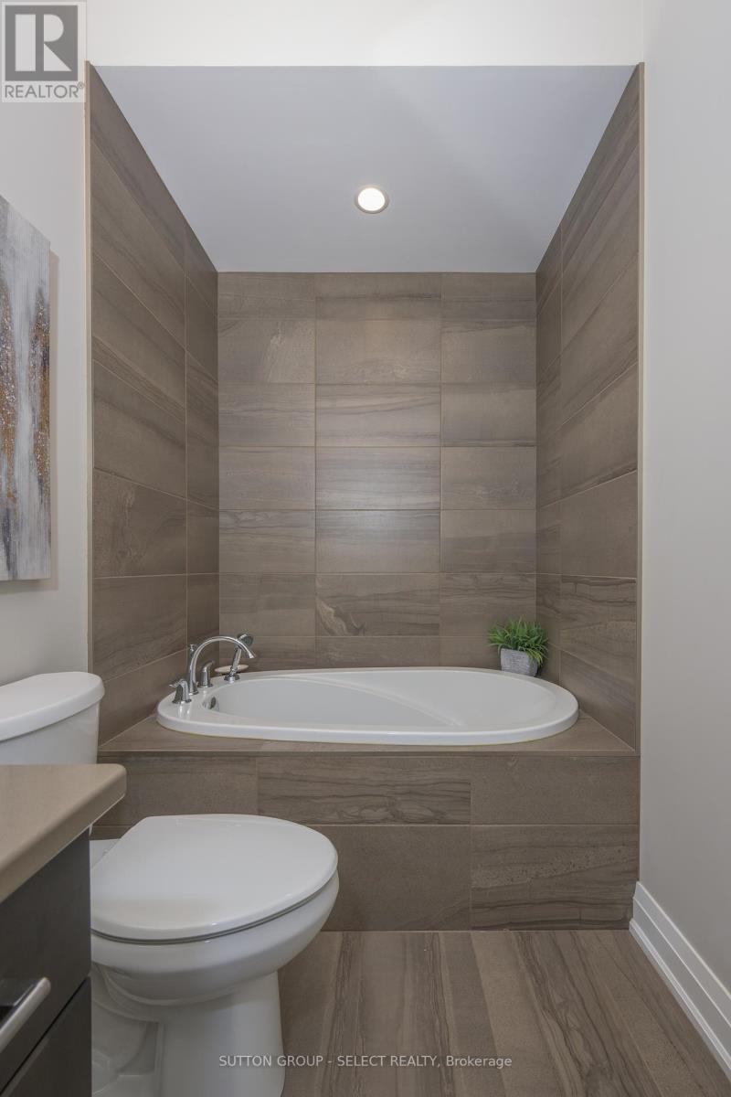 Photo 31 of 31 2290 Torrey Pines Way, London North ON