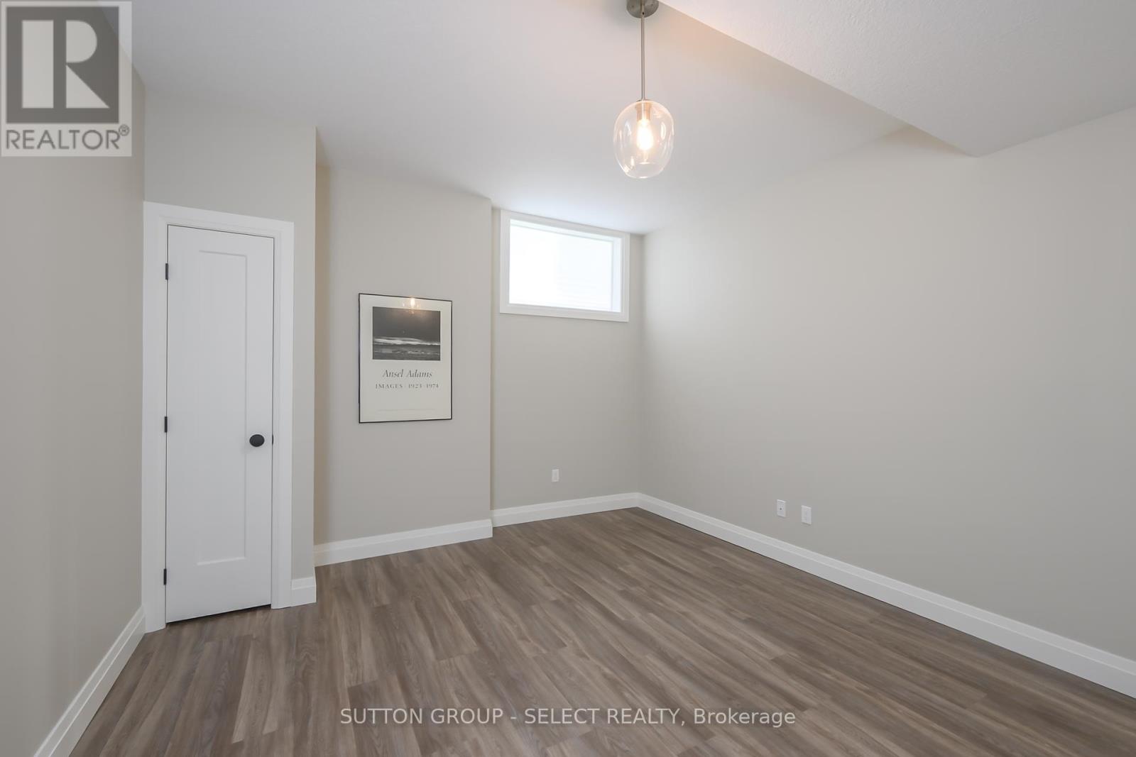 Photo 33 of 31 2290 Torrey Pines Way, London North ON