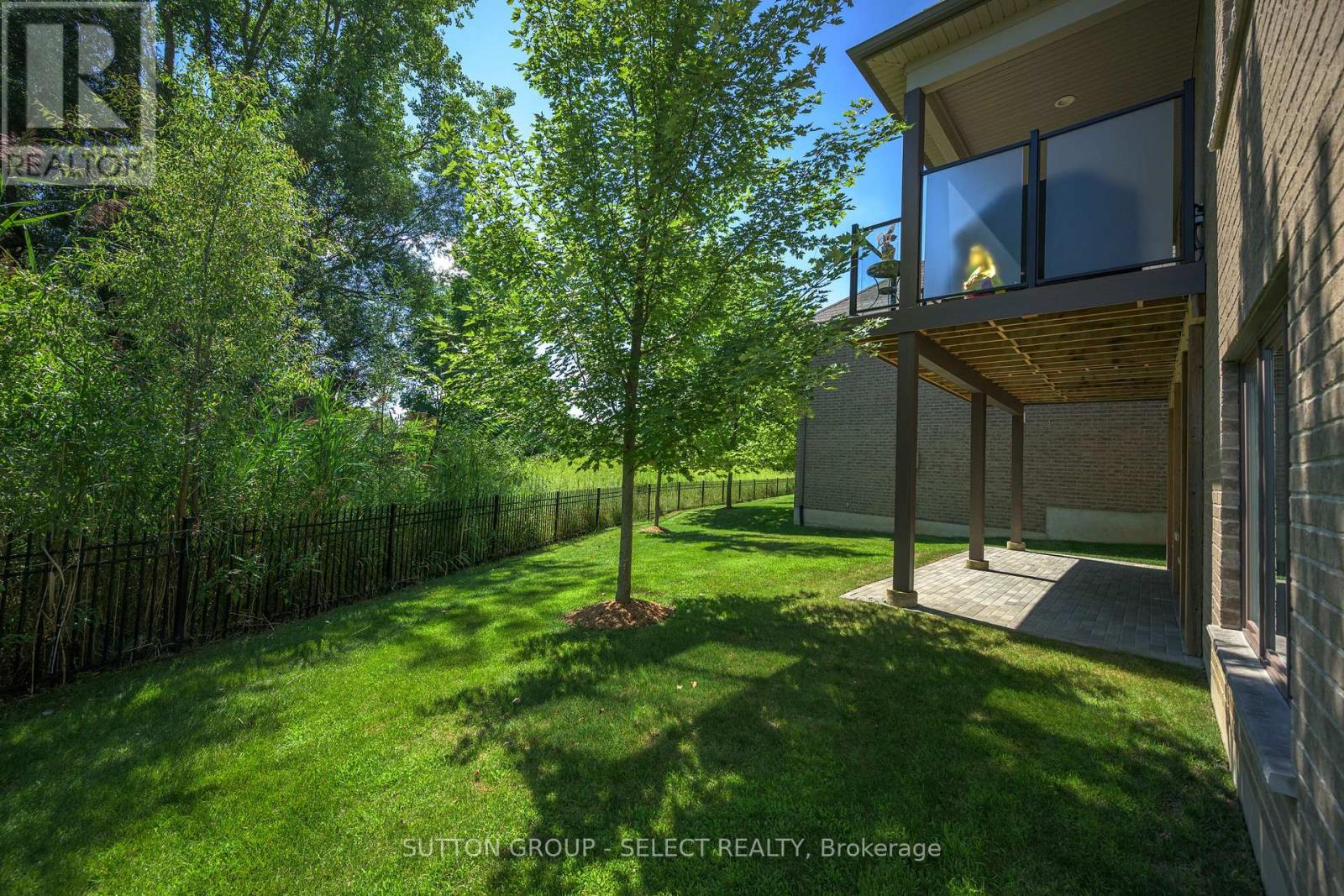 Photo 34 of 31 2290 Torrey Pines Way, London North ON