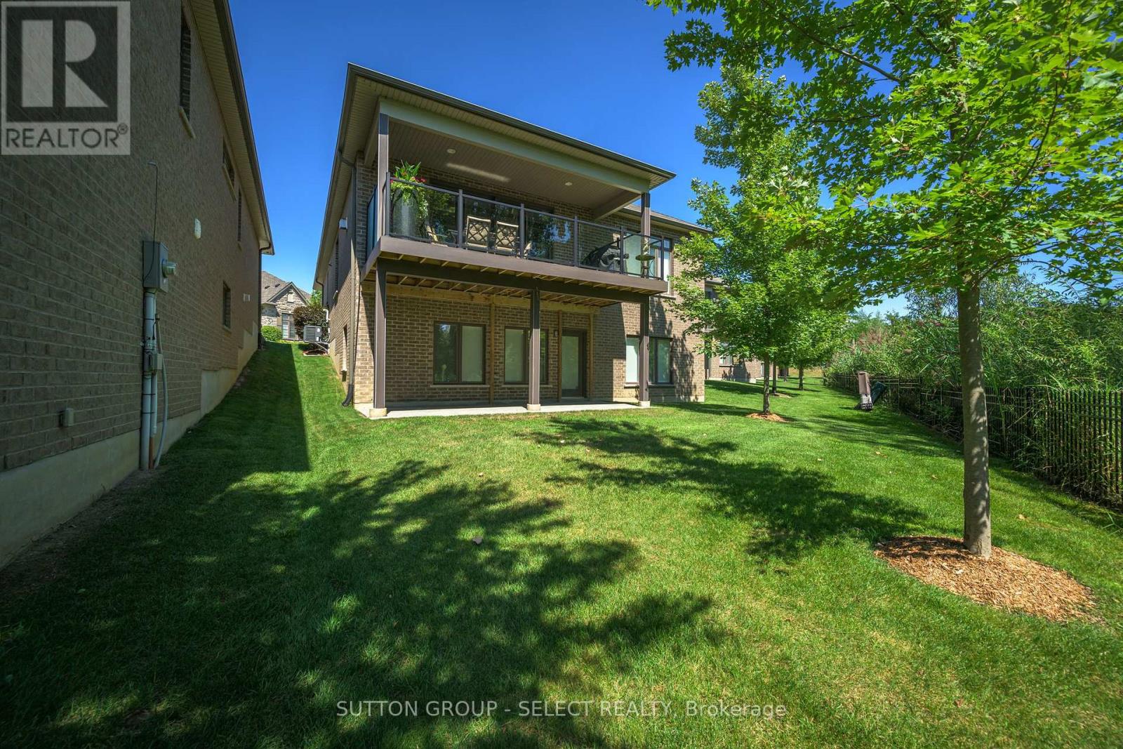 Photo 37 of 31 2290 Torrey Pines Way, London North ON