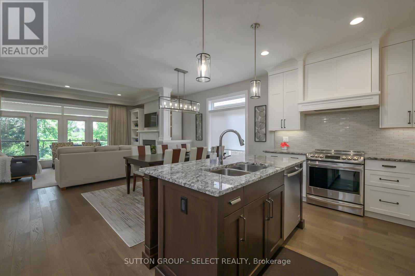 Photo 7 of 31 2290 Torrey Pines Way, London North ON