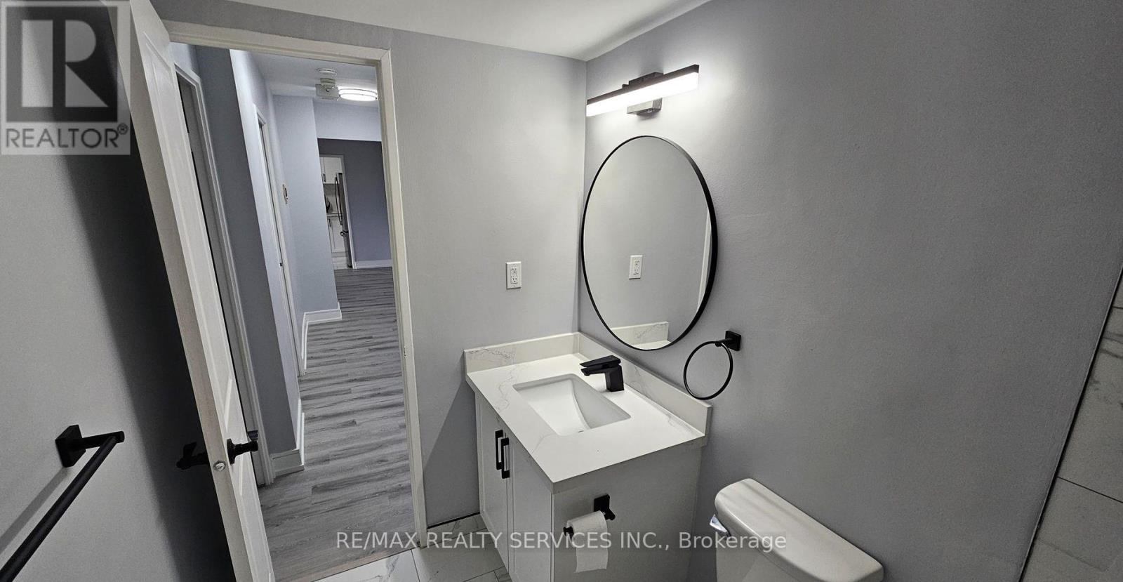 Photo 3 of 207 1 Massey Square, Toronto ON