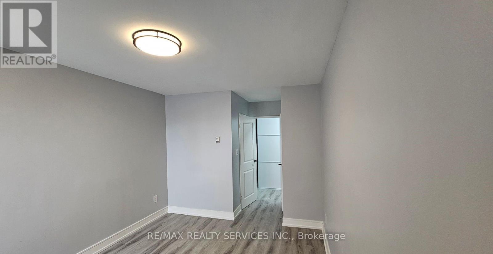 Photo 23 of 207 1 Massey Square, Toronto ON