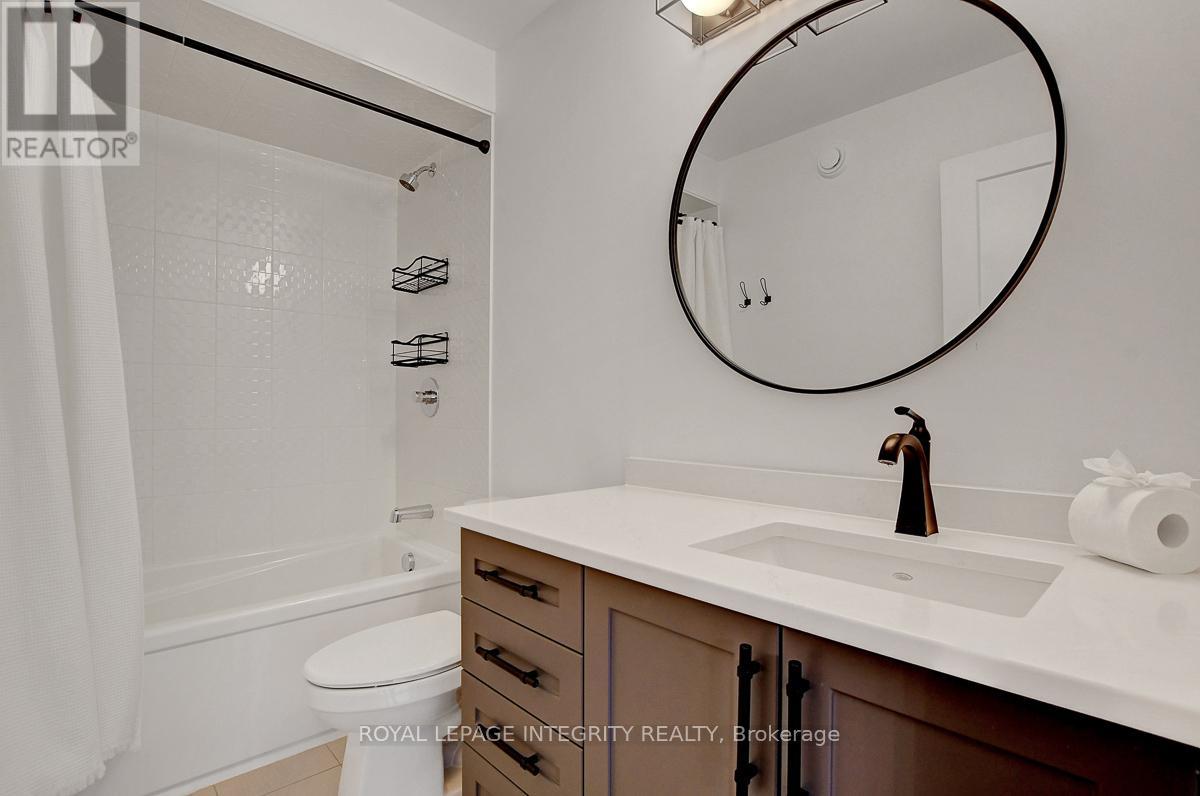 Photo 6 of 275 Ginebik Way, Ottawa ON