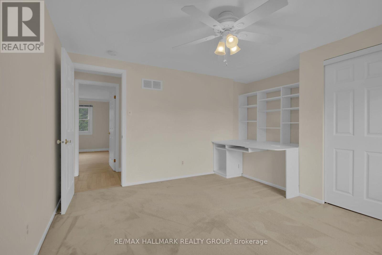 Photo 18 of 30 Brodeur Crescent, Ottawa ON