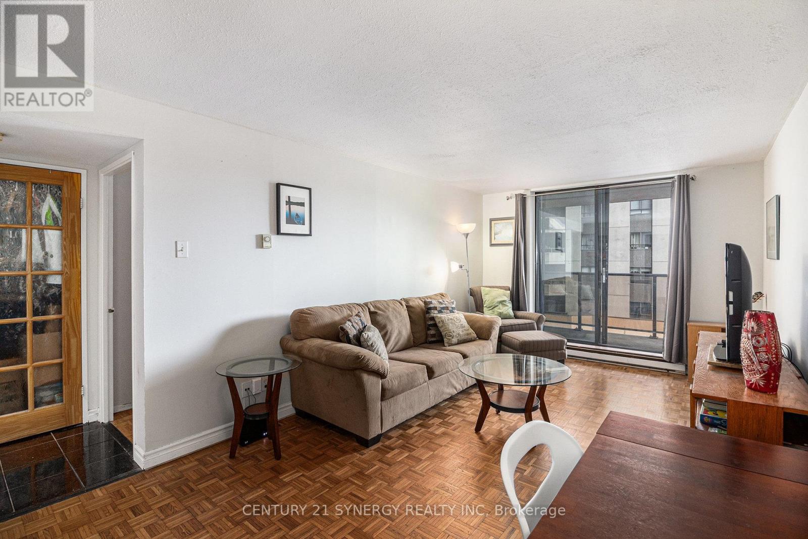 Photo 19 of 306 475 Laurier Avenue W, Ottawa ON