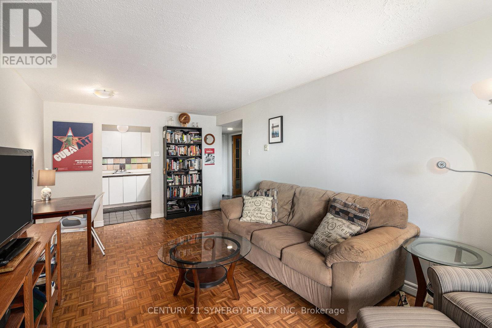 Photo 6 of 306 475 Laurier Avenue W, Ottawa ON