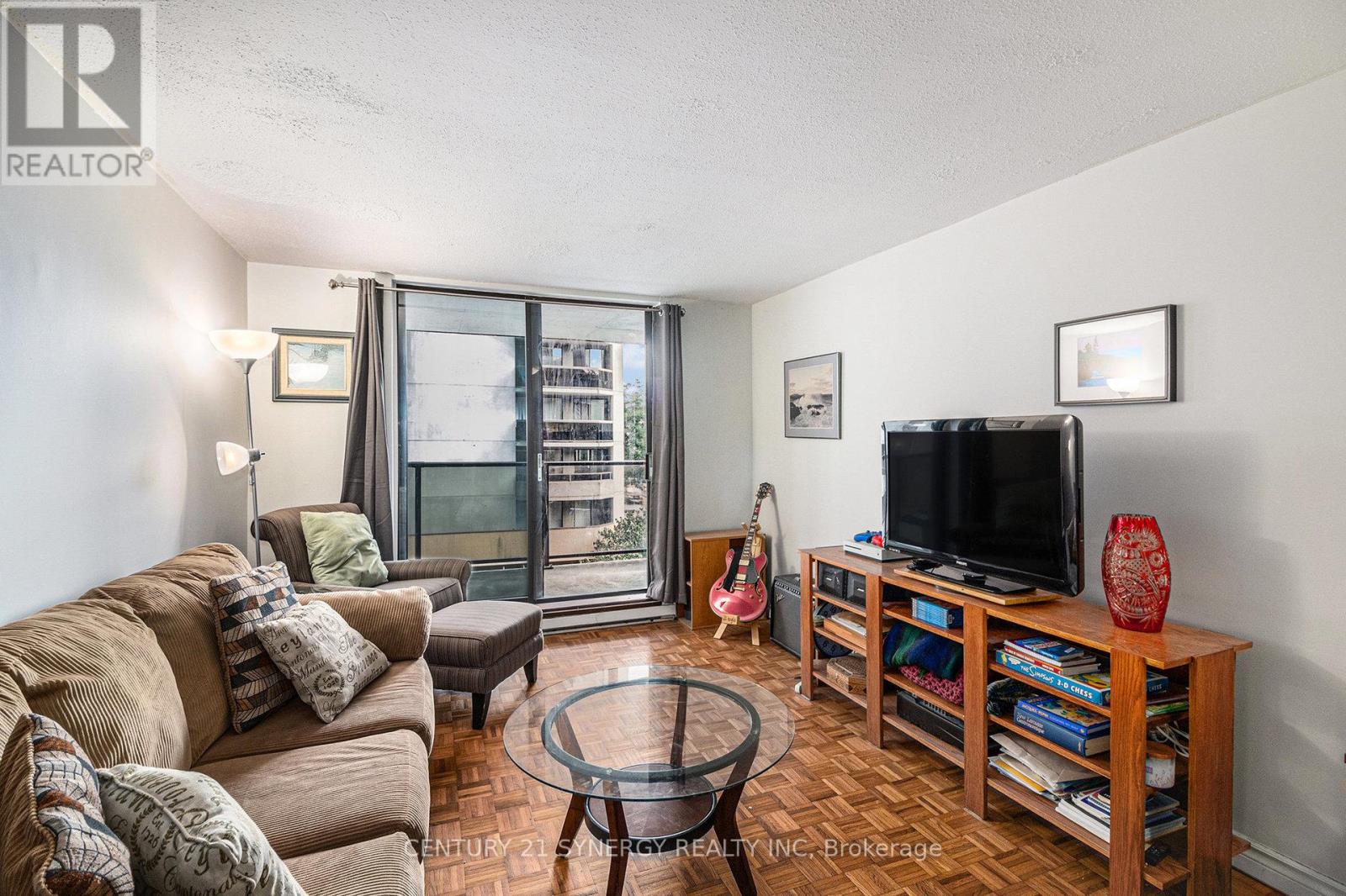 Photo 20 of 306 475 Laurier Avenue W, Ottawa ON