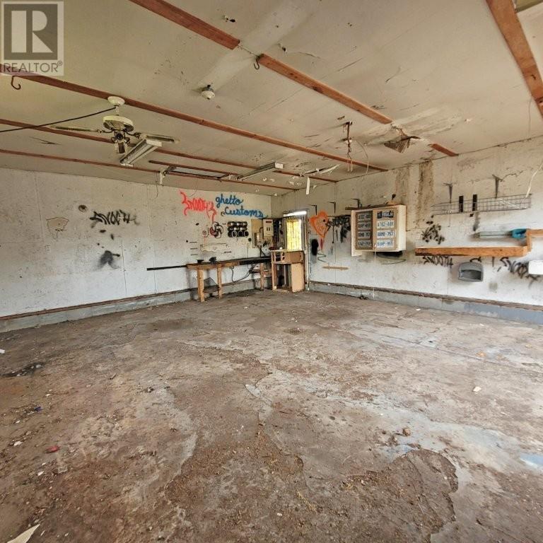 Photo 19 of 2 Howe Street, Marathon ON