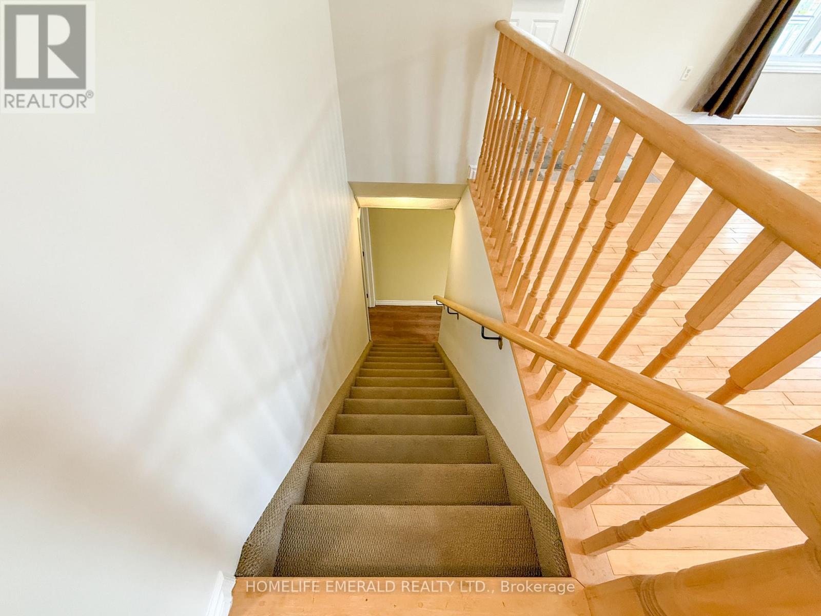 Photo 31 of 65 Vernon Street, Essa ON