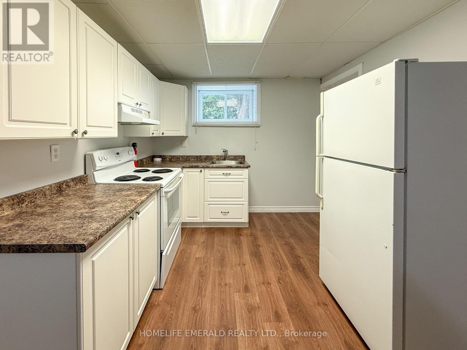 Photo 3 of 65 Vernon Street, Essa ON