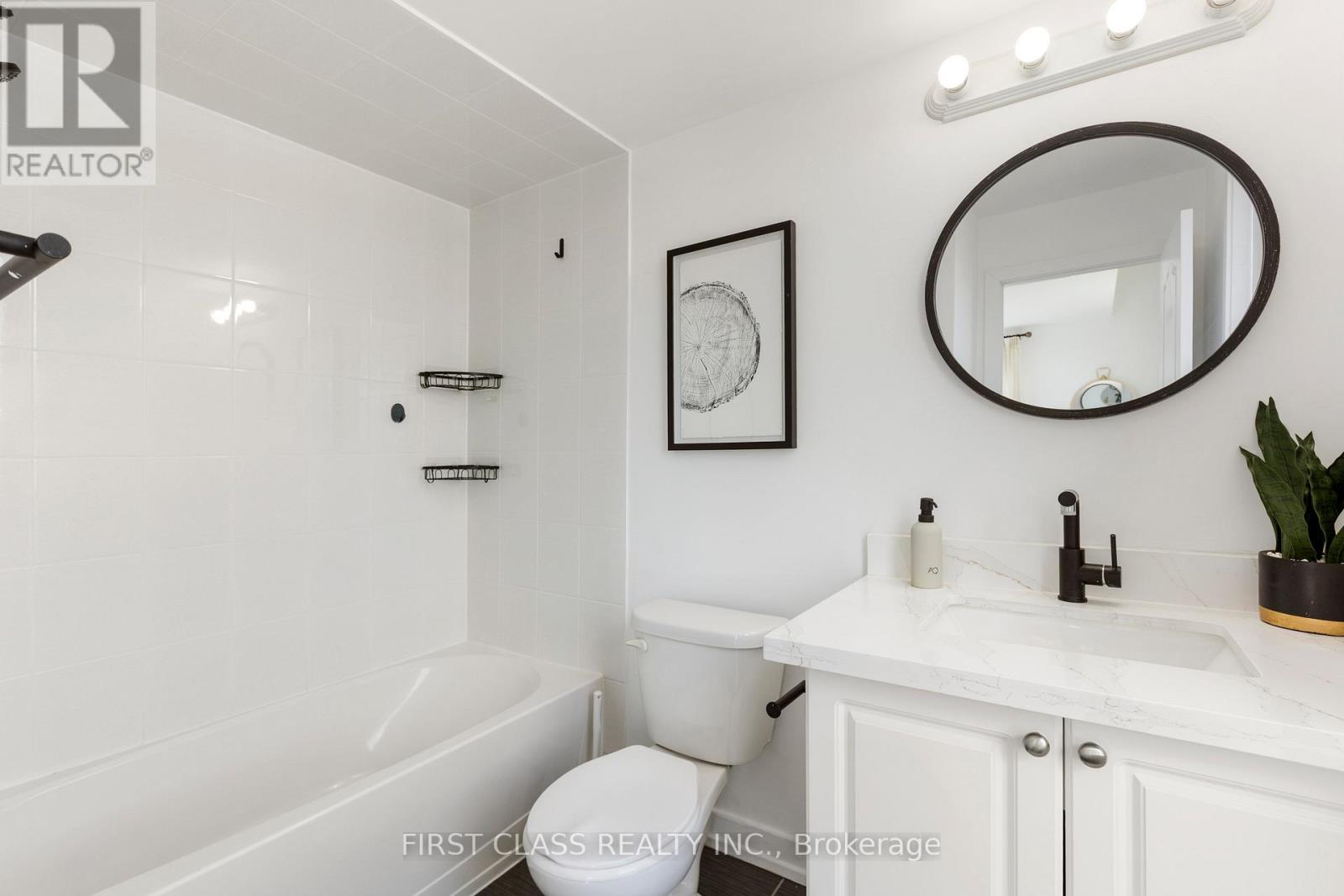 Photo 16 of 1102 65 Lindcrest Manor, Markham ON
