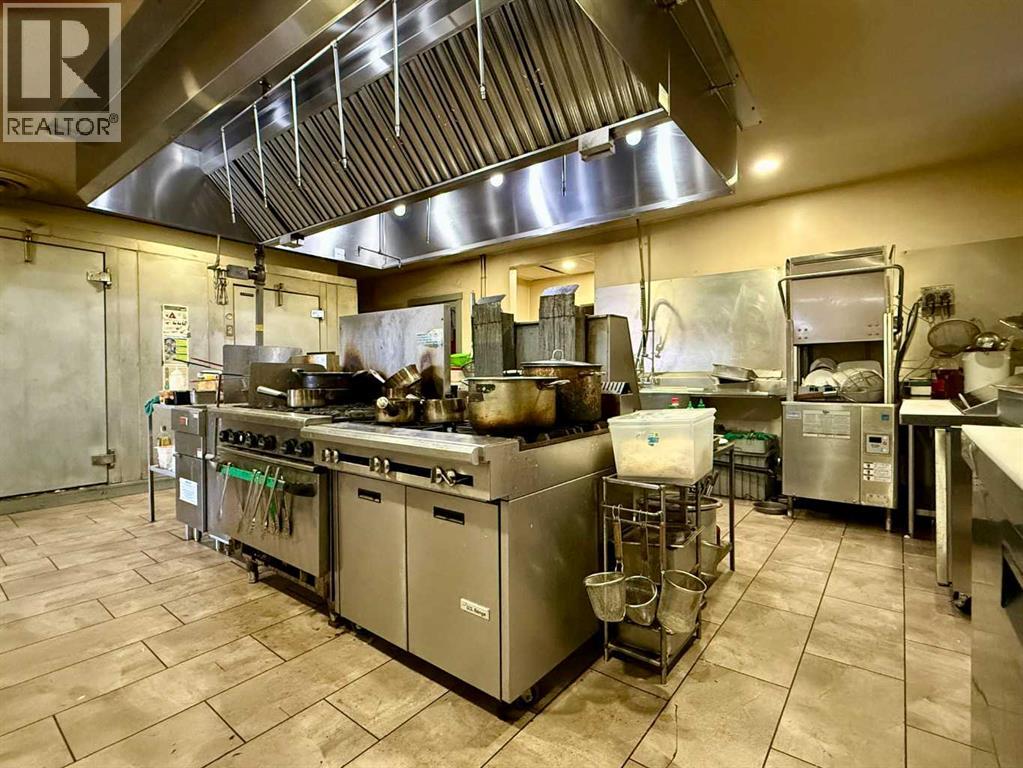 1915 31 Street, Calgary, Alberta