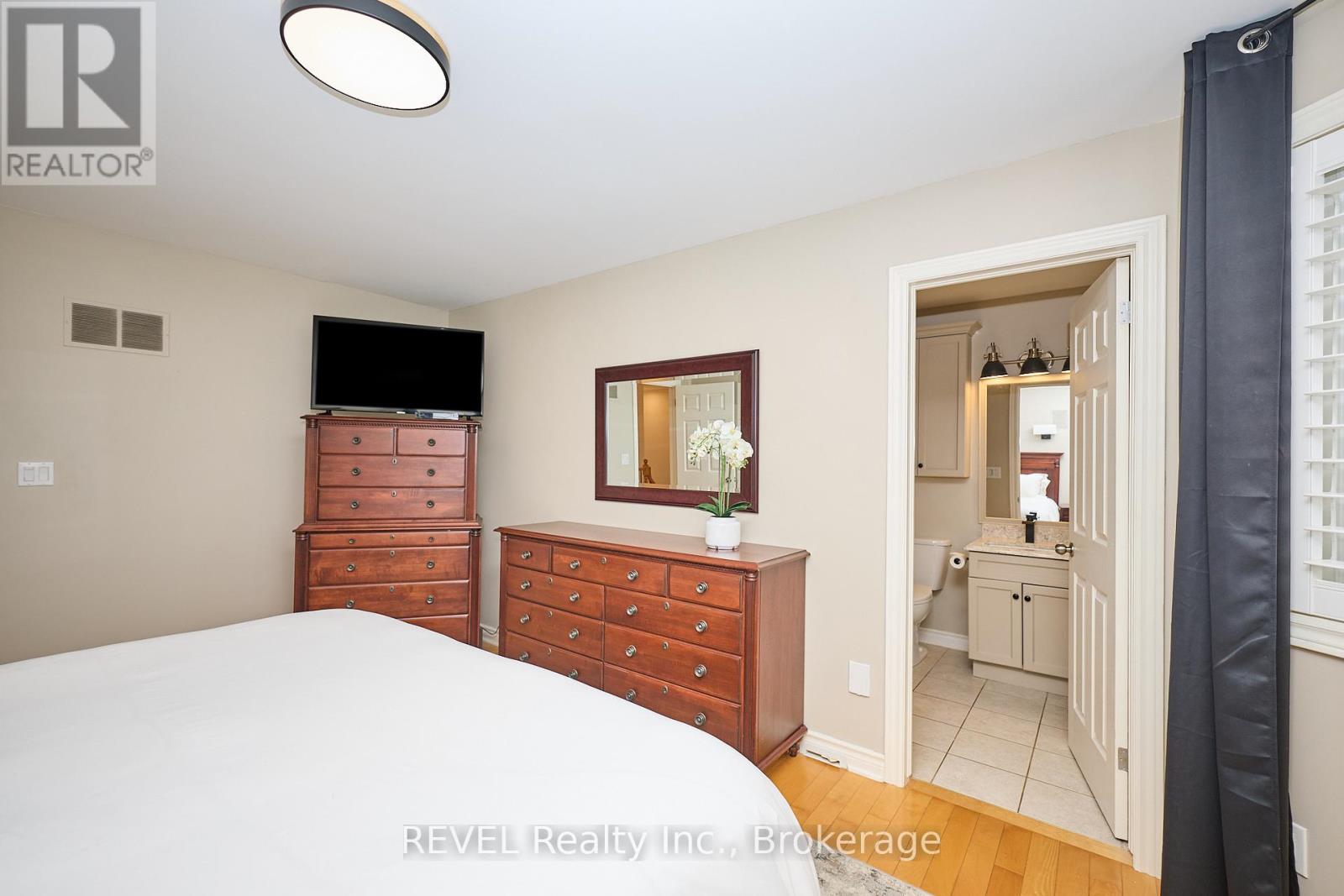 Photo 16 of 717 Metler Road, Pelham ON