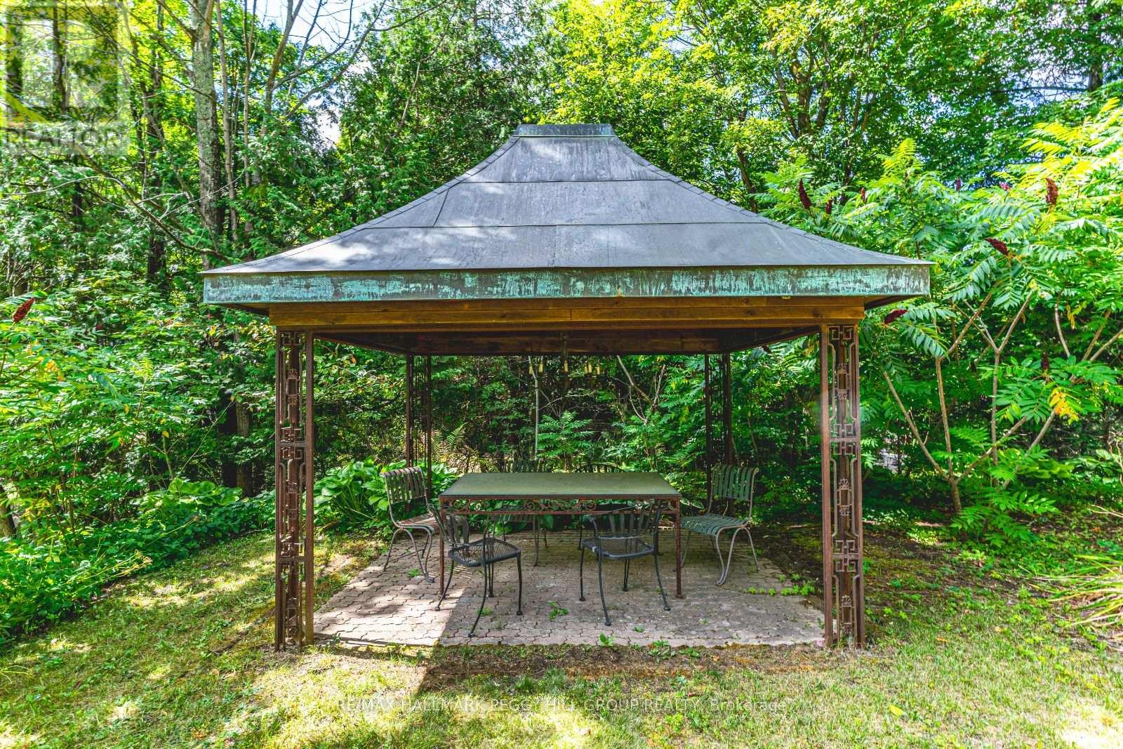 Photo 10 of 8275 County Rd 9, Clearview ON