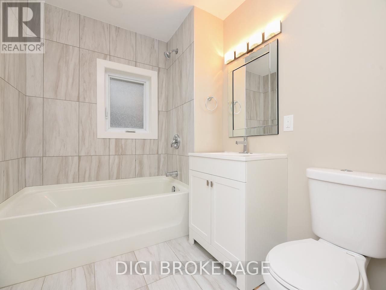 Photo 11 of 11 1 2 3 13 1 2 3 11 13 Acacia Avenue, Ottawa ON