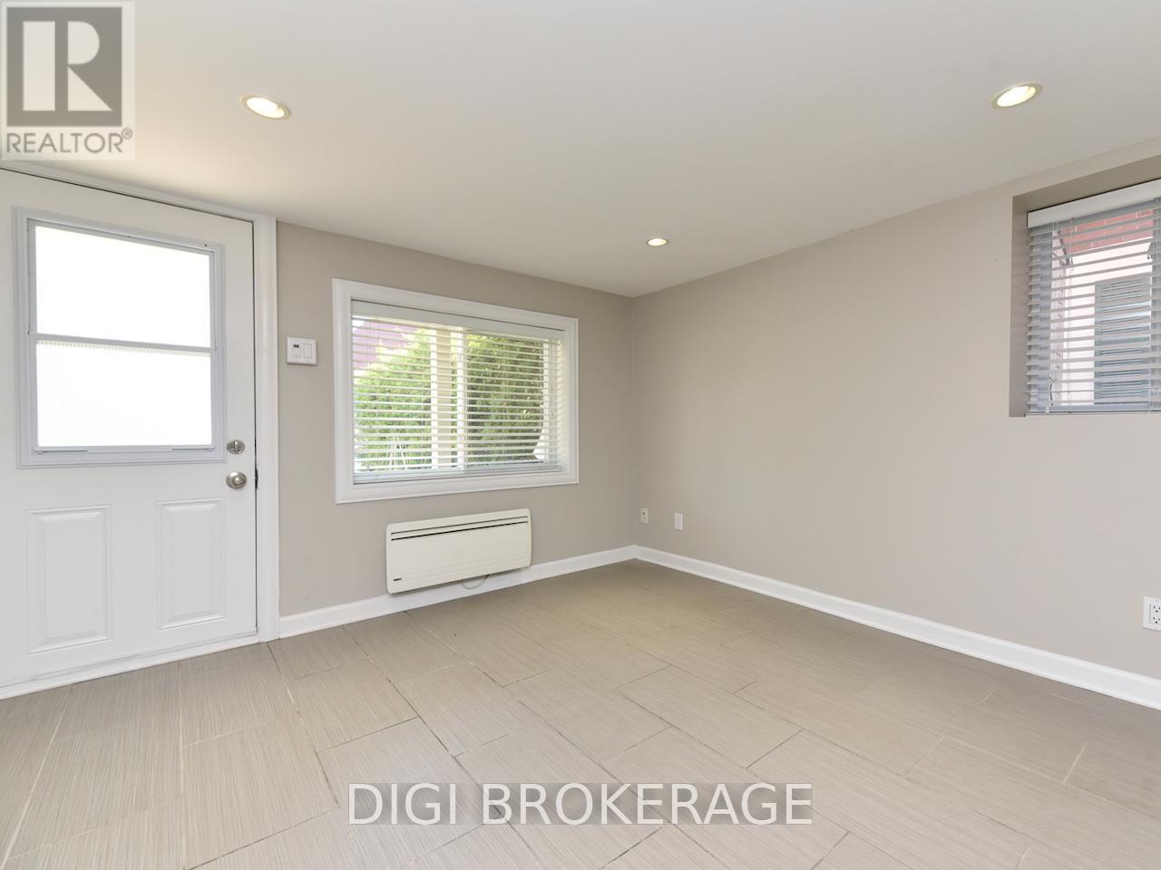 Photo 28 of 11 1 2 3 13 1 2 3 11 13 Acacia Avenue, Ottawa ON