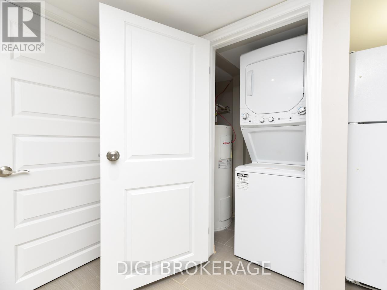 Photo 26 of 11 1 2 3 13 1 2 3 11 13 Acacia Avenue, Ottawa ON
