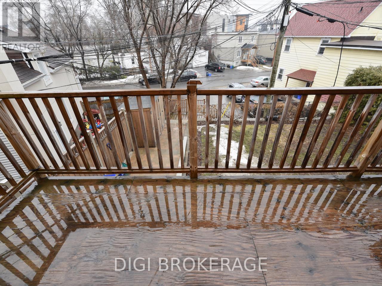 Photo 18 of 11 1 2 3 13 1 2 3 11 13 Acacia Avenue, Ottawa ON