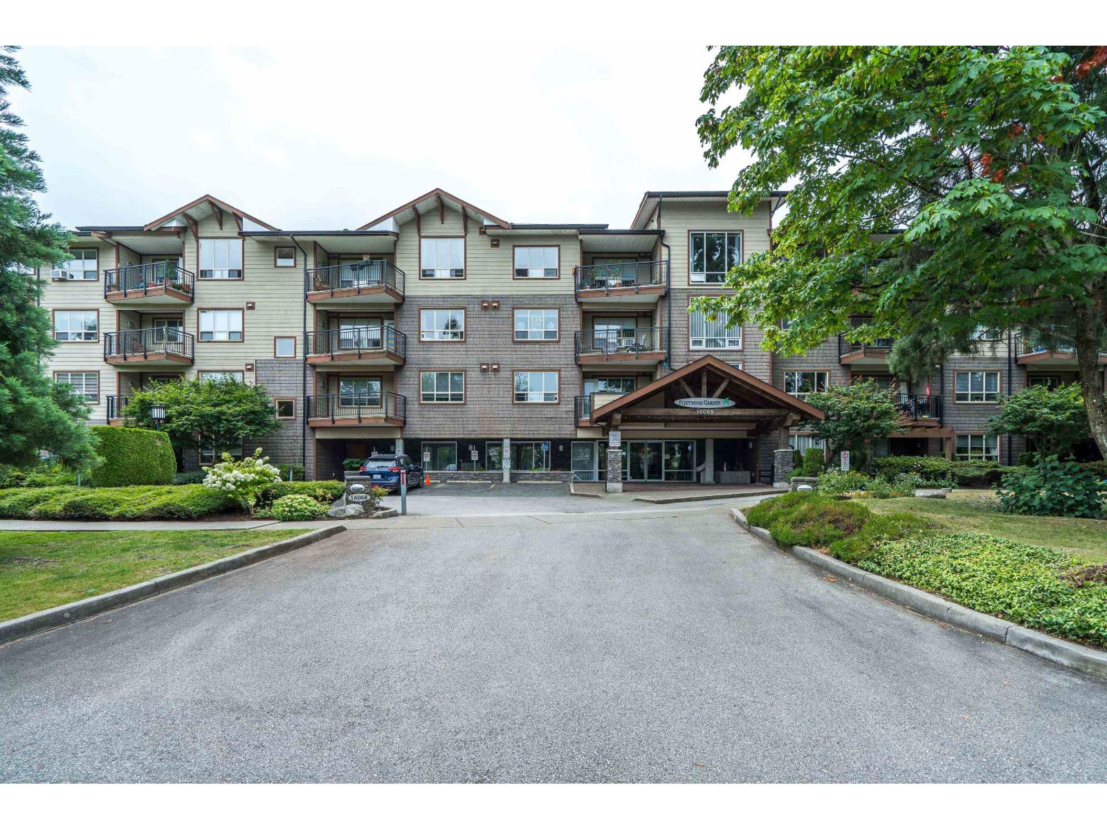 Photo 10 of 405 16068 83 Avenue, Surrey BC