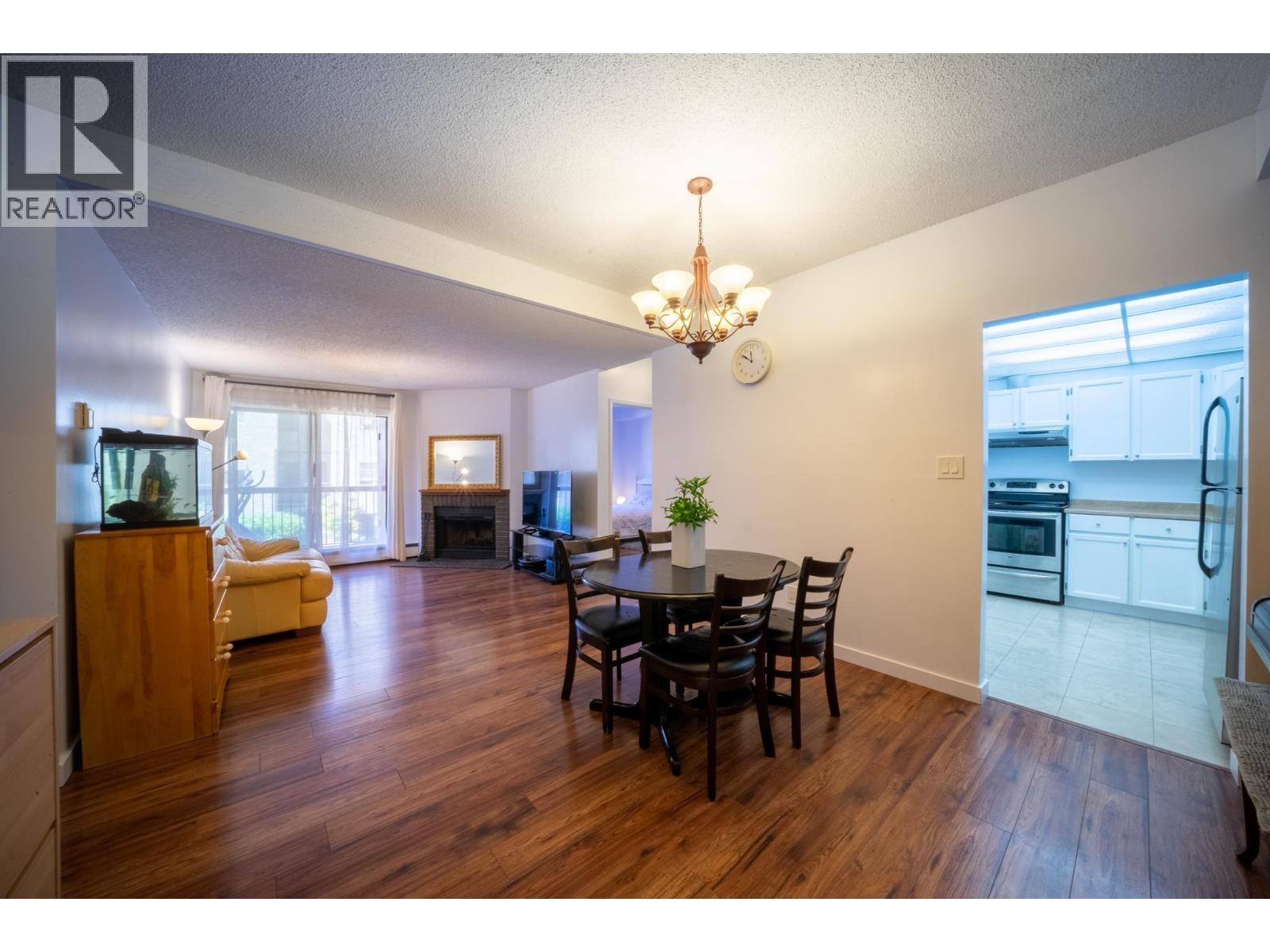 Photo 3 of 118 8511 Westminster Highway, Richmond BC
