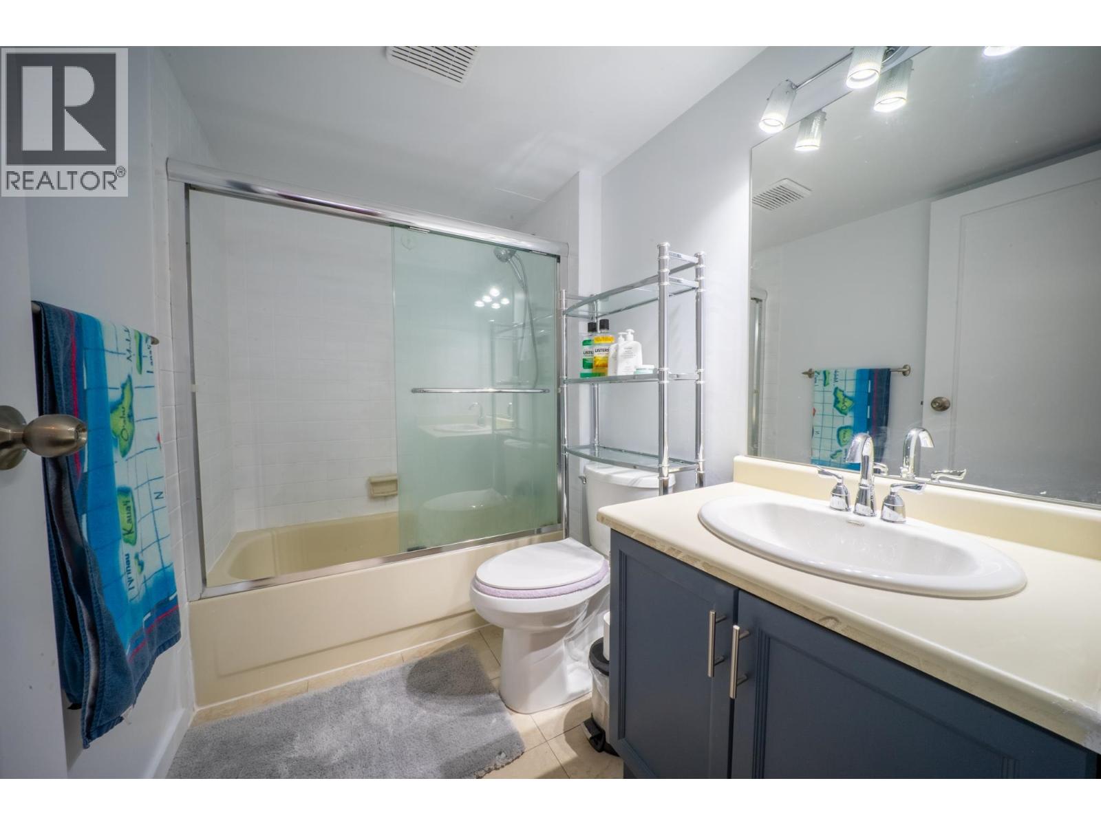 Photo 11 of 118 8511 Westminster Highway, Richmond BC