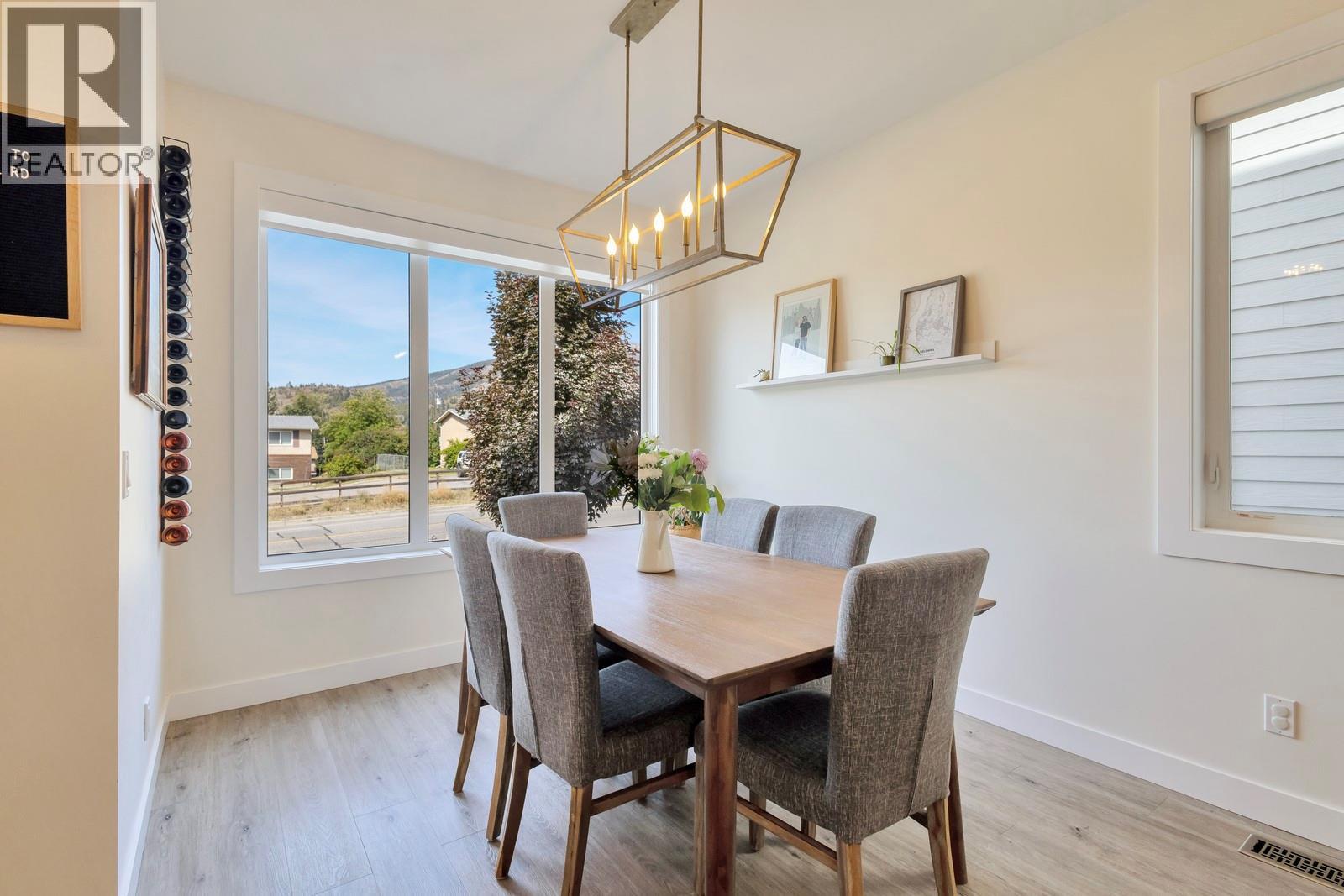  2733 Hewl Road, West Kelowna