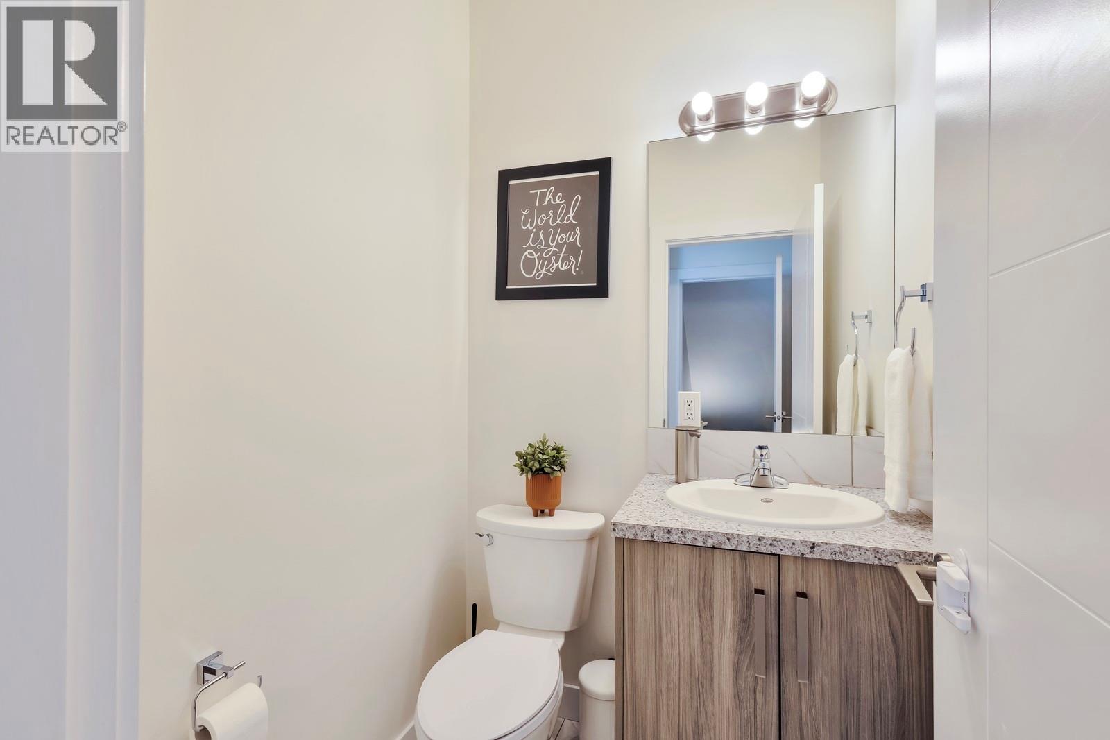  2733 Hewl Road, West Kelowna