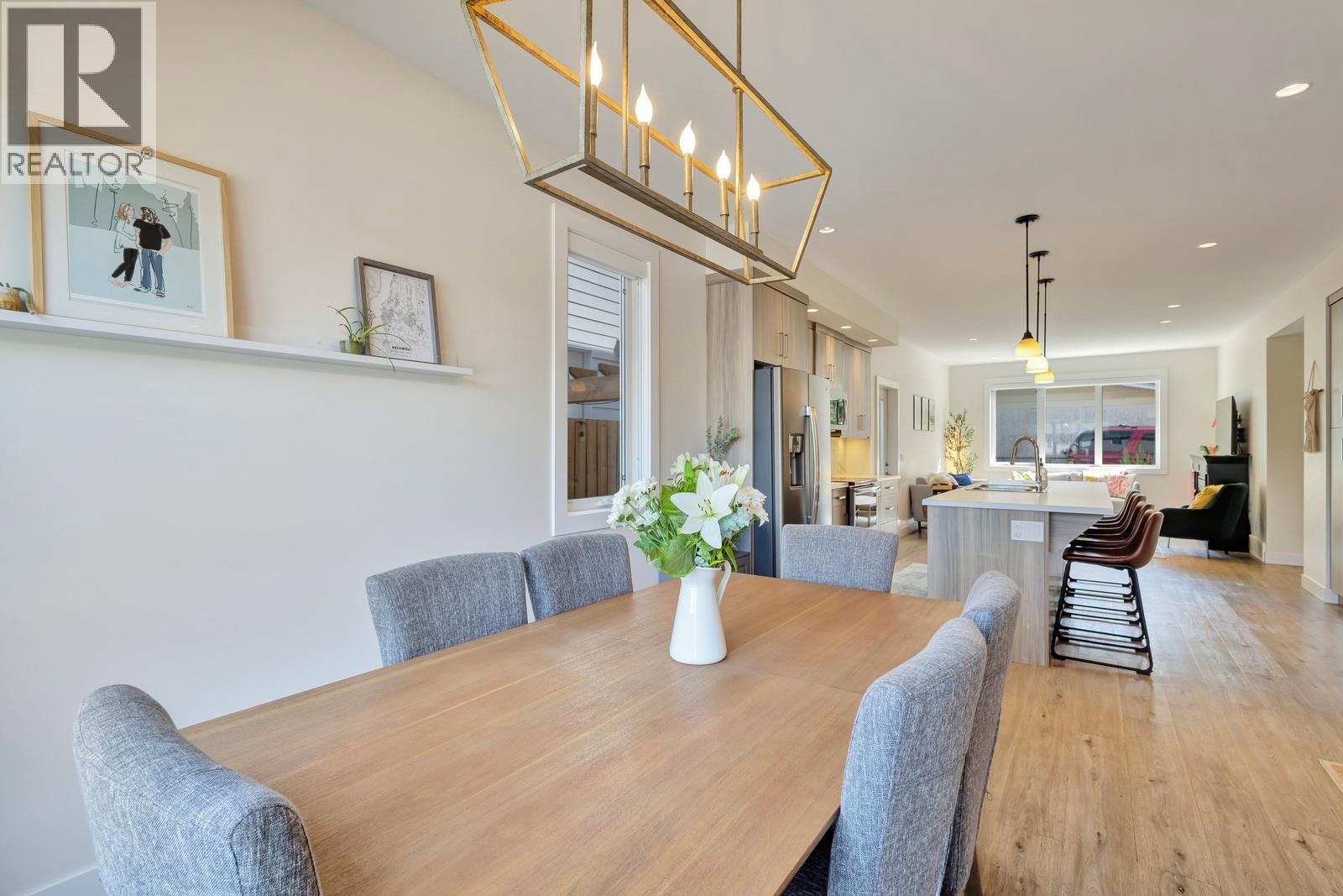  2733 Hewl Road, West Kelowna