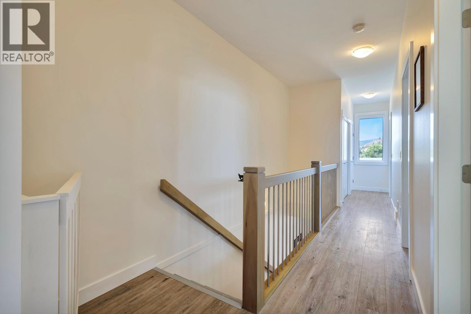  2733 Hewl Road, West Kelowna