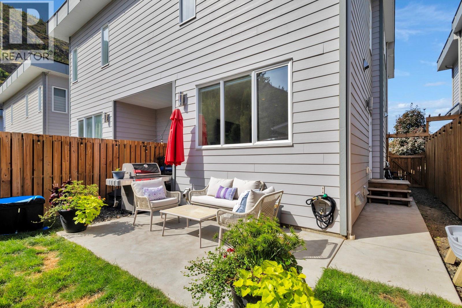  2733 Hewl Road, West Kelowna